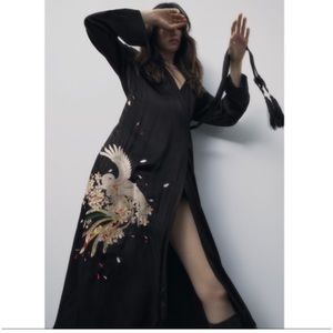 NWOT Zara Embroidered Kimono Robe/Dress